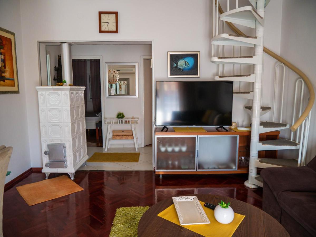 Villa Volga เยลซา ภายนอก รูปภาพ